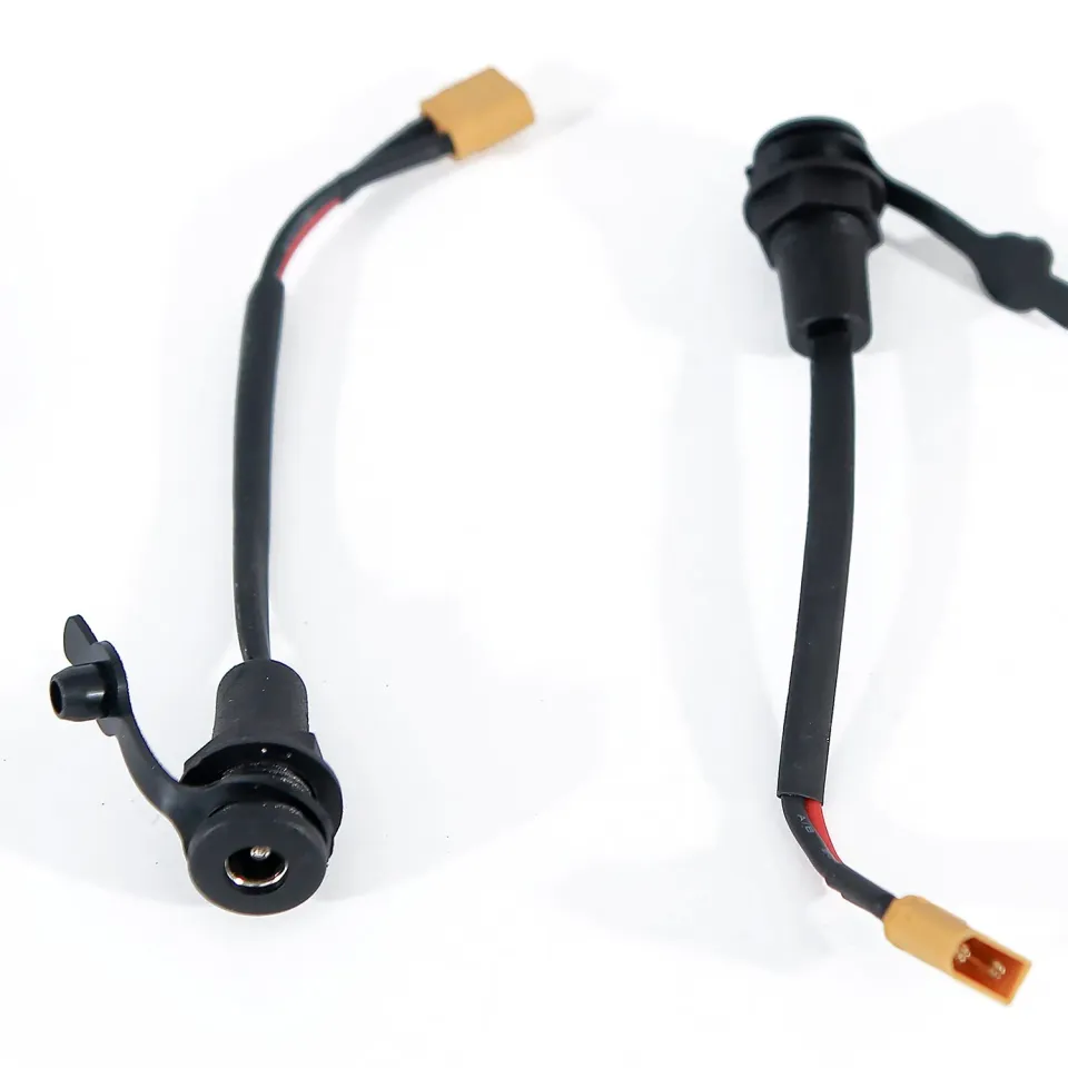 NanRobot D6+ ladekontakt ladeport 2pk XT30 Lightning