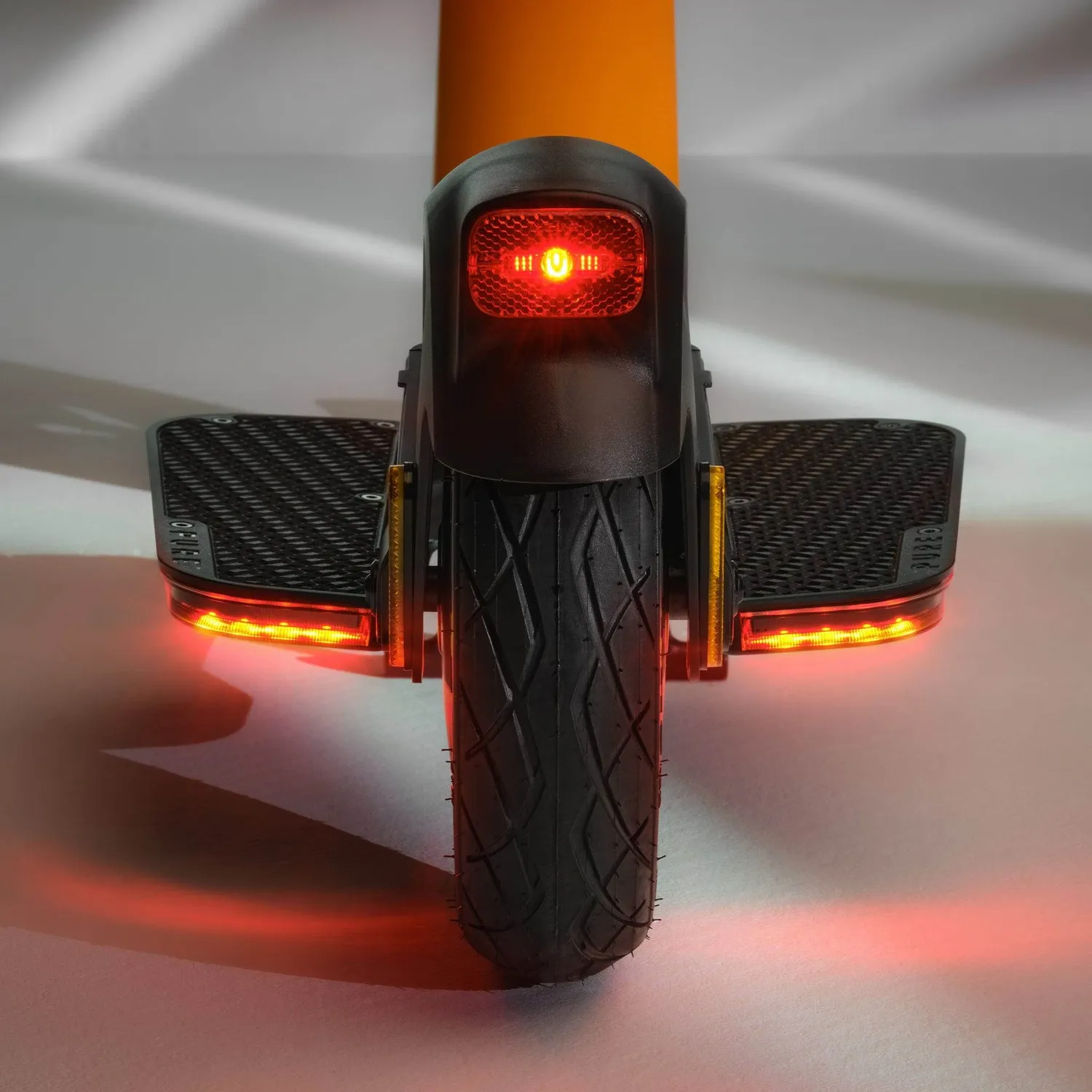 Pure x McLaren Papaya elsparkesykkel 500W 62 km