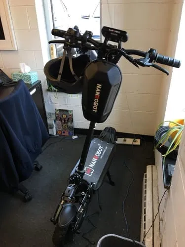 NanRobot D6+ Max elsparkesykkel uten sete 3000W 60V