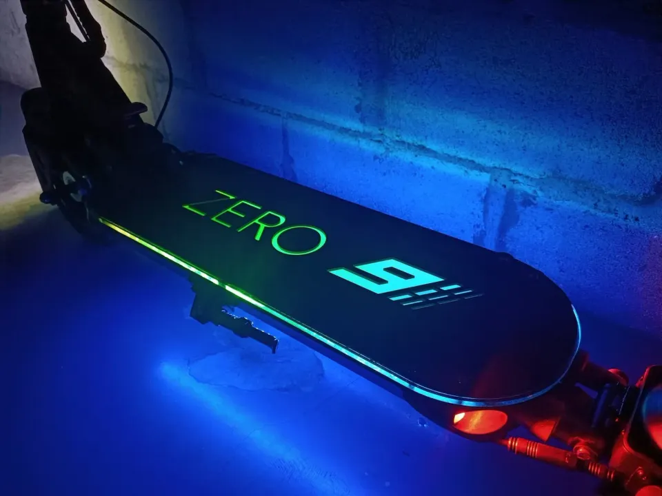 Zero 10X LED-deckbeskytter elsparkesykkel med lys