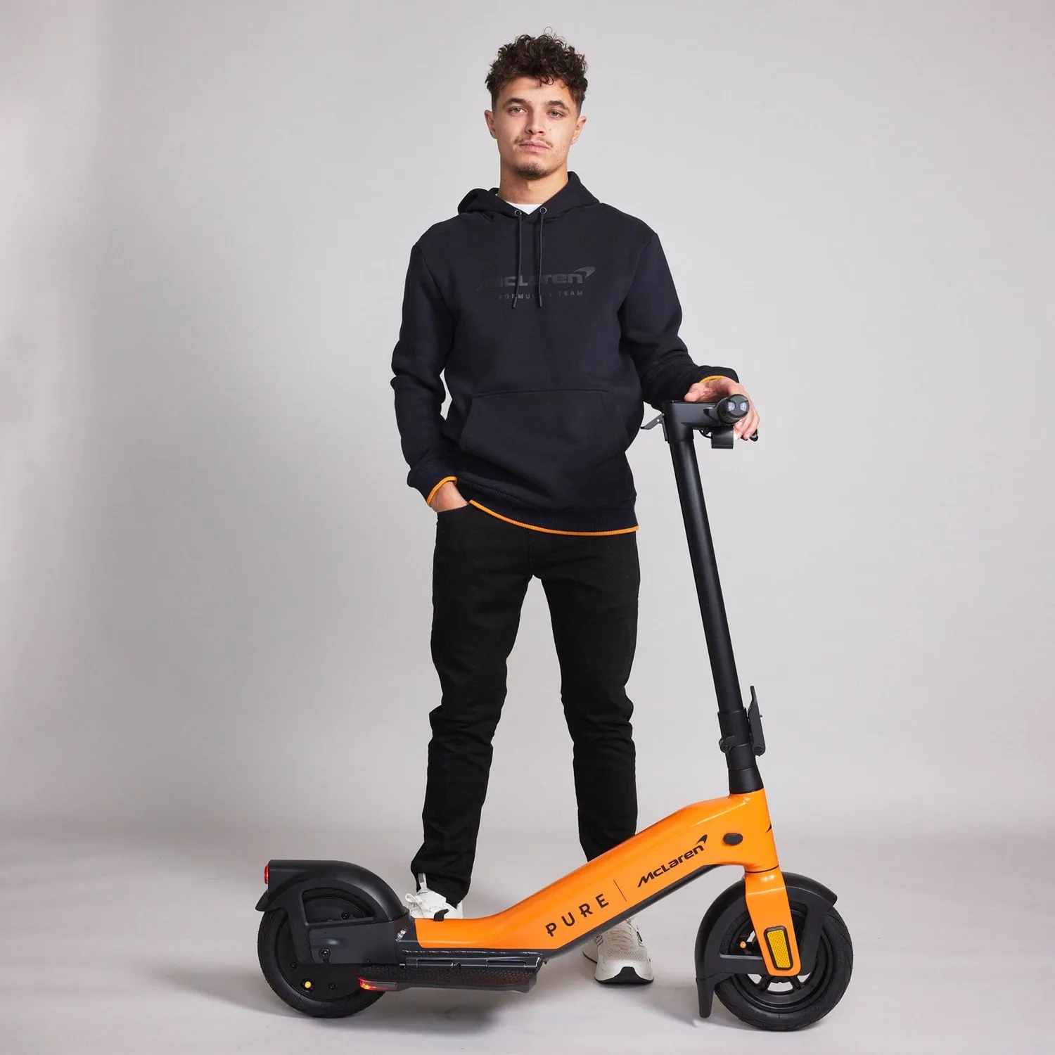 Pure x McLaren Papaya elsparkesykkel 500W 62 km