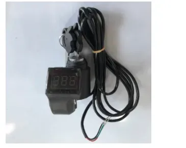 Zero 10X tenningslås med voltmeter LCD