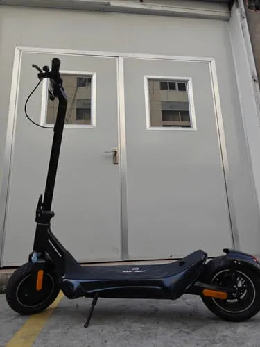 NanRobot C1 elsparkesykkel 500W 45 km rekkevidde