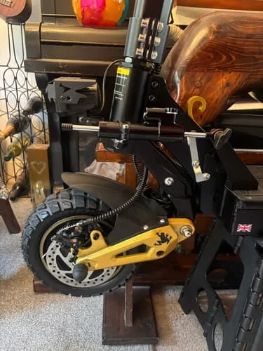 NanRobot D6+ styredemper feste brakett skruer