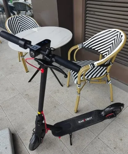 NanRobot H1 elsparkesykkel 350W 21 km rekkevidde