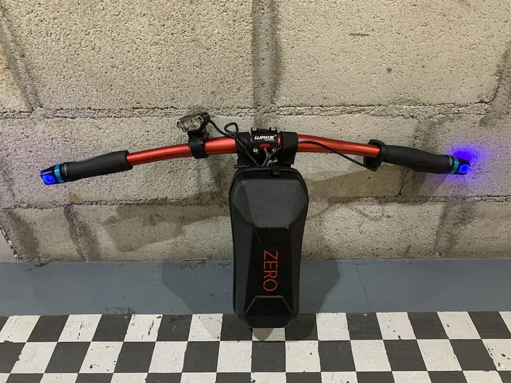 Zero Safety styre med blinklys og horn