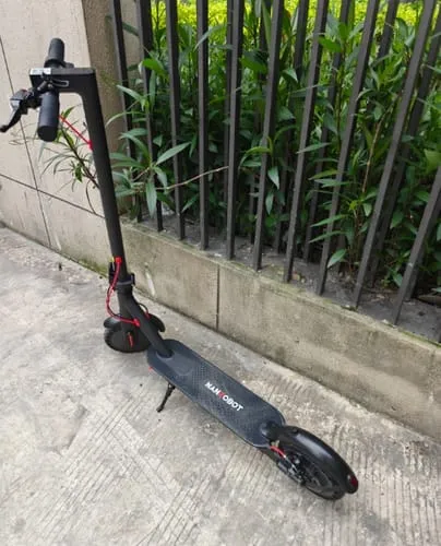 NanRobot H1 elsparkesykkel 350W 21 km rekkevidde