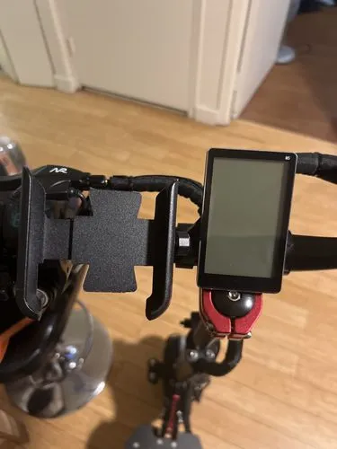 NanRobot mobilholder til elsparkesykkel svart 4-6,5"