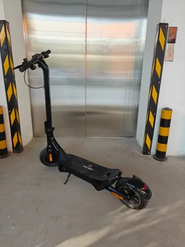 NanRobot C1 elsparkesykkel 500W 45 km rekkevidde