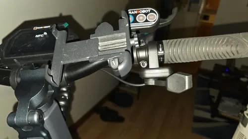 NanRobot LS7+ tommelgass med adapterkabel fingerkontroll
