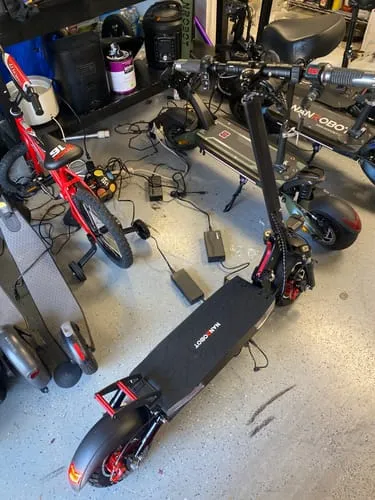 NanRobot T1 elsparkesykkel 800W uten sete 33km
